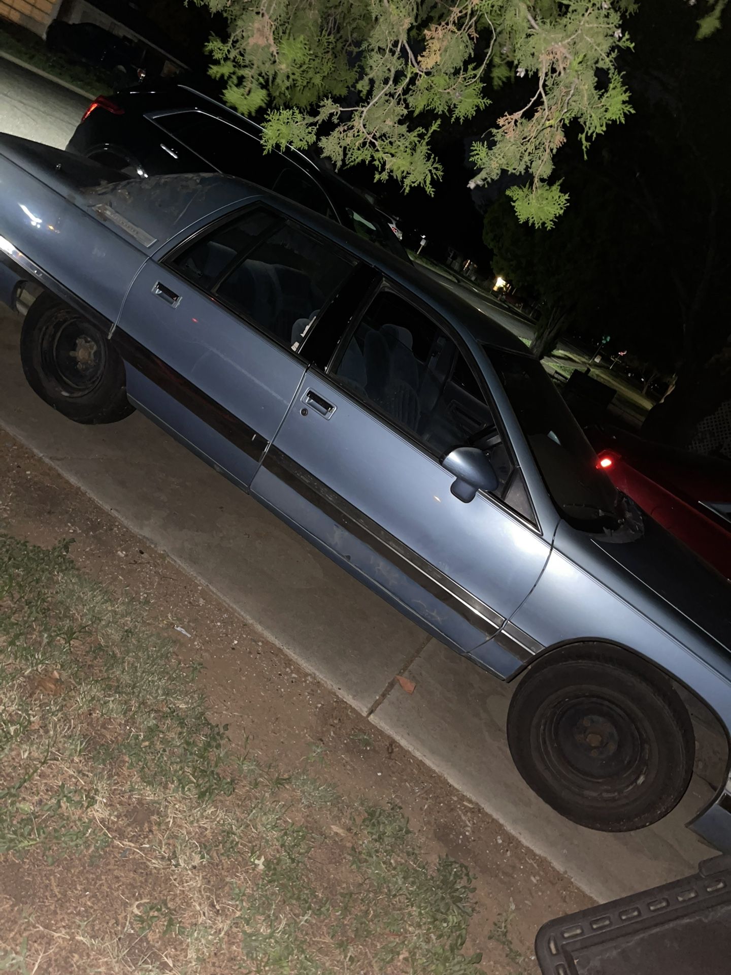 1993 Buick Roadmaster for Sale in Lubbock, TX - OfferUp