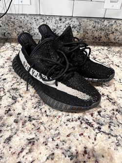 Yeezy Boost 350 V2 Oreo - Core Black/White