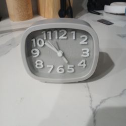 Simple Gray Clock