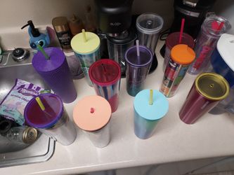 Starbucks cups