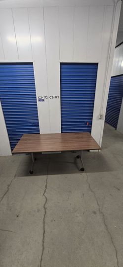 Foldable desk. $ 180