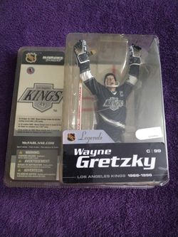 Wayne Gretzky Figure