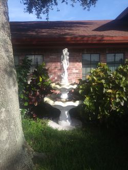 Fountain statue