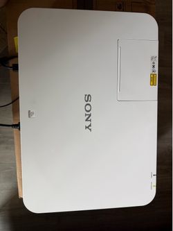 Sony Projector VPLPHZ10 And Screen Brand Elite Screens