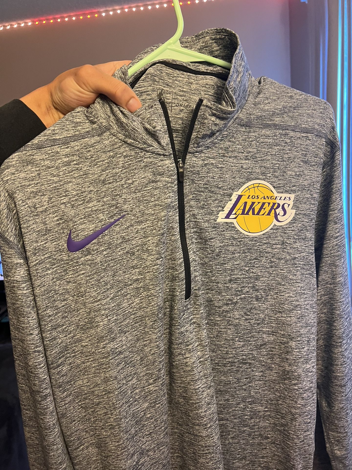 Lakers Dri-Fit Sweatshirt (Size L)
