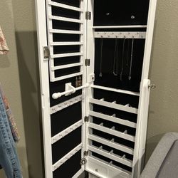 Standing Vanity & Jewelry Holder