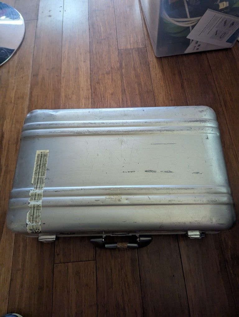 Halliburton Zero Case