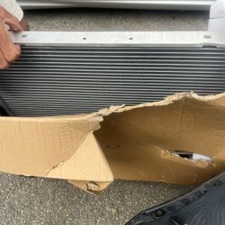 2013 328xi BMW Radiator 