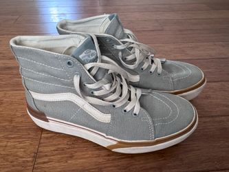 Vans size 10 women’s Sk8-Hi Tapered shoes