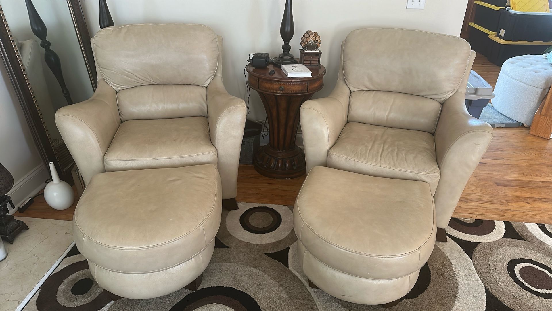 White Leather Chairs With Ottoman