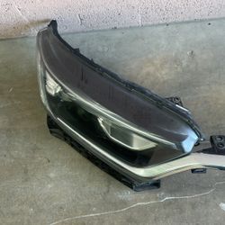 2017-2019 Honda Crv Upper Headlight Locking PanelHeadlights 