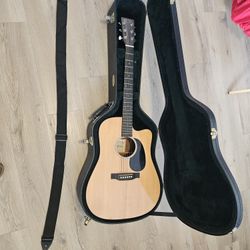 Martin & Co Road Series Acoustic Electic Guitar 