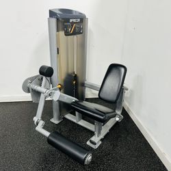 Leg Extension - Precor Commercial Leg Extension - Workout - Gym Equipment