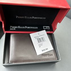 Perry Ellis Portfolio Wallet
