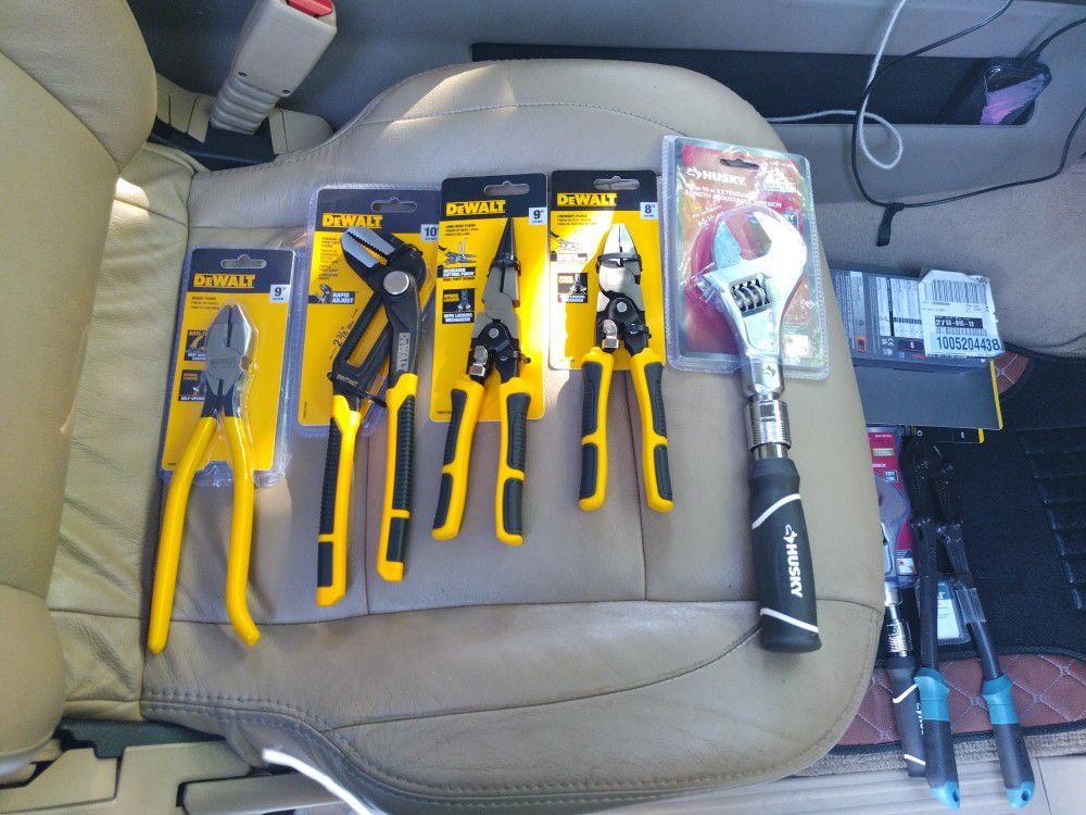 DeWalt Tools,Husky Extendable Wrench