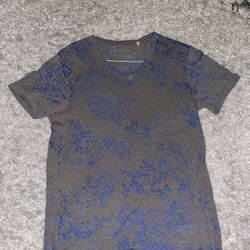 Semi New Guess Gray With Blue Spots Men’s T-Shirt Size Small
