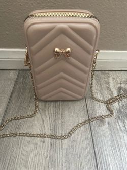 Bow tan crossover purse