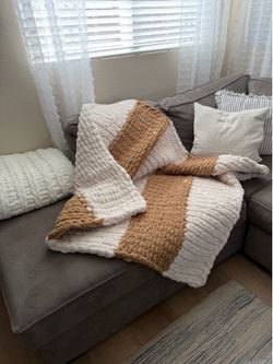 Chunky Knit Blankets