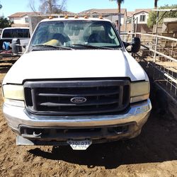 2004 Ford E-350