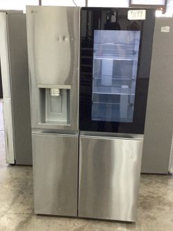 LG 27 cu. Ft. Side by side instaview refrigerator w/ craft ice