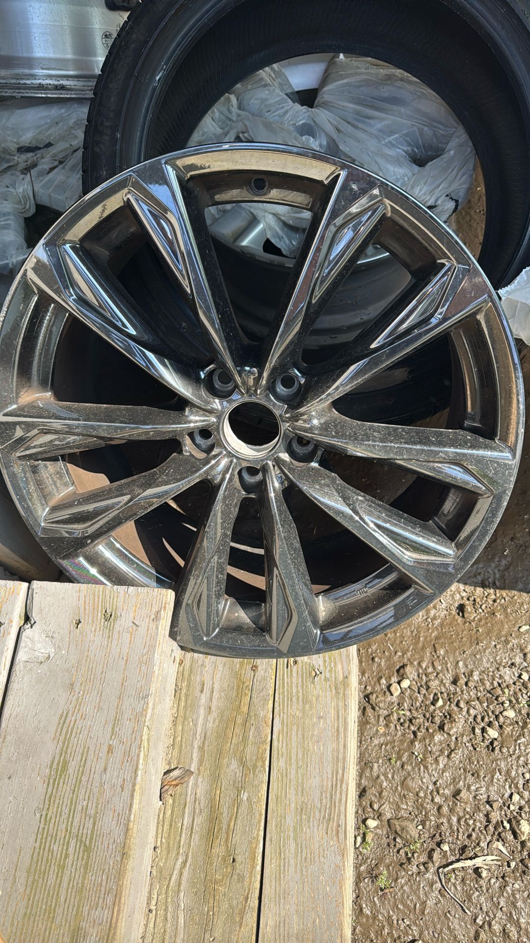 2024 Lexus IS350 Wheel (front)