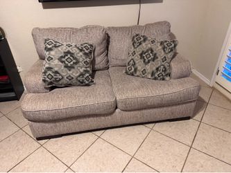 Gray Fabric Loveseat with Accent Pillows