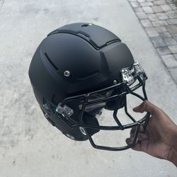 F7 Schutt Helmets 