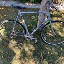 Trek 1200