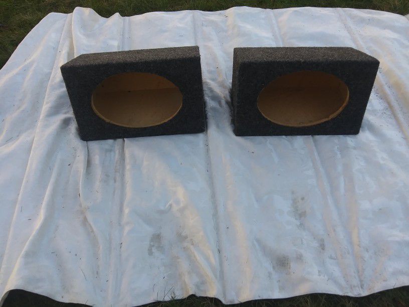 Set Of Wood Speaker Boxes