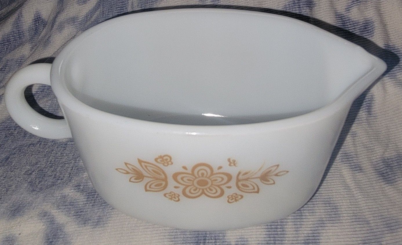 Vintage Pyrex Butterfly Gold Milk Glass Gravy Boat