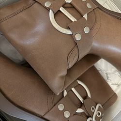 Motoboots — Brown Size 7.5