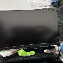 I9 2070 gaming pc and monitor