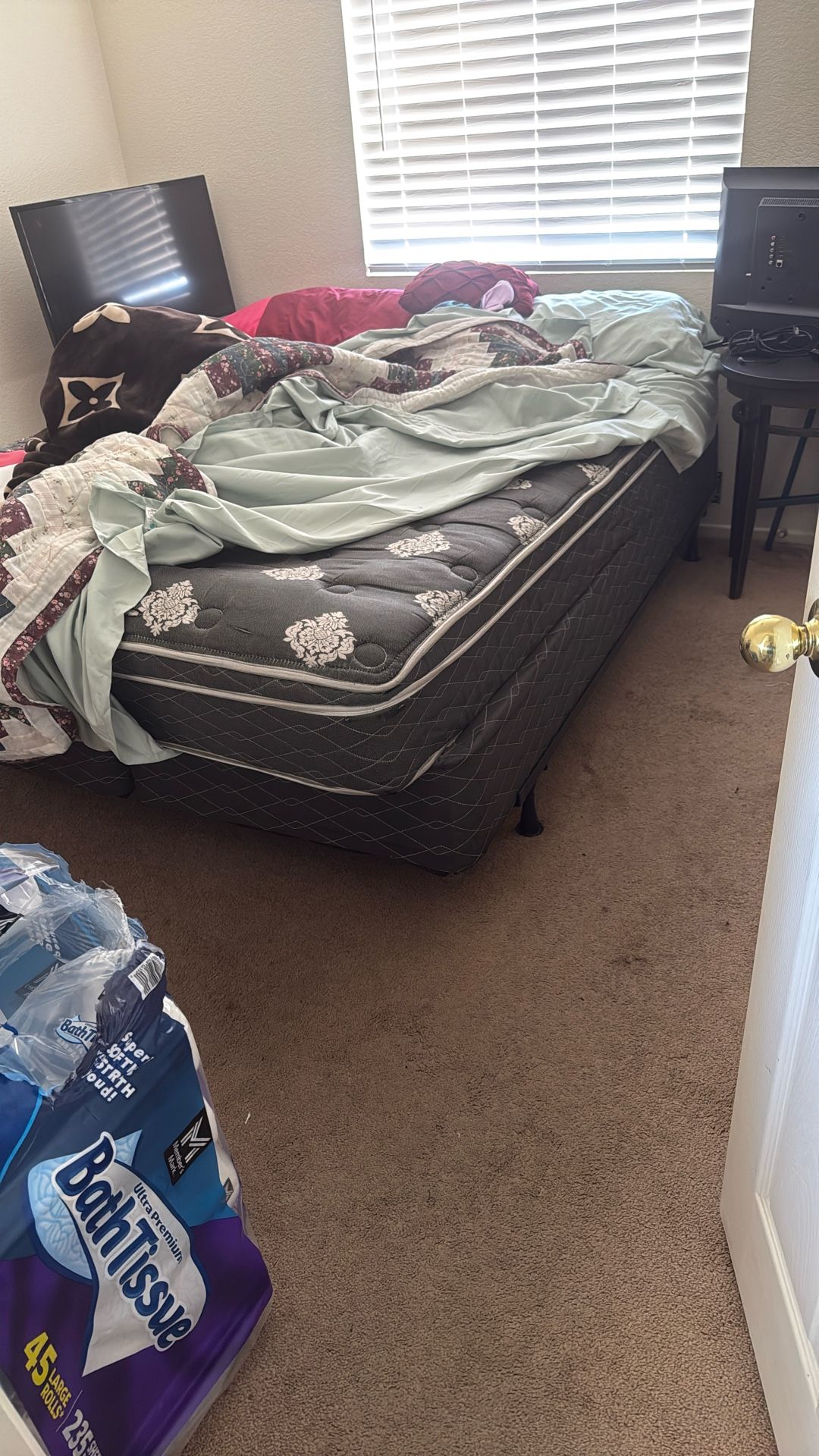 Queen Mattress And Box Spring