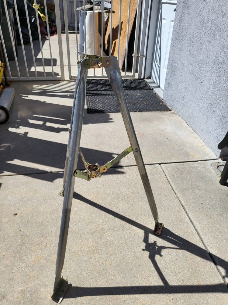 Satellite Mobile Tripod