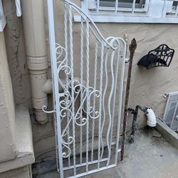 Iron gate doors for residential house