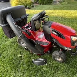 Auto Trans Riding Lawn Mower With Triple Bagger System 