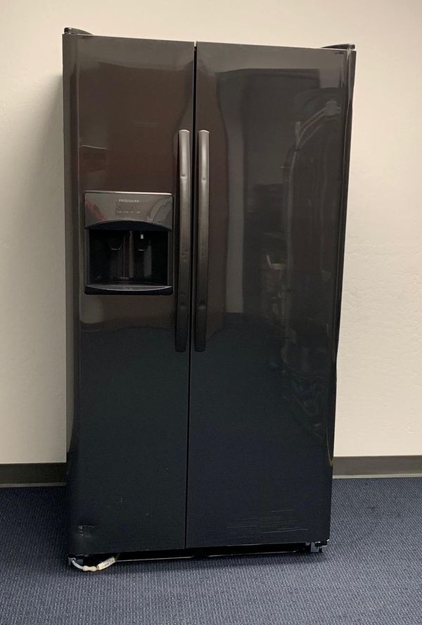 New Frigidaire Black Stainless Steel Refrigerator for Sale in Phoenix