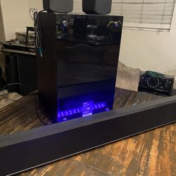 Vizio Super Sound Bar 5.1 / HDMI Arc 