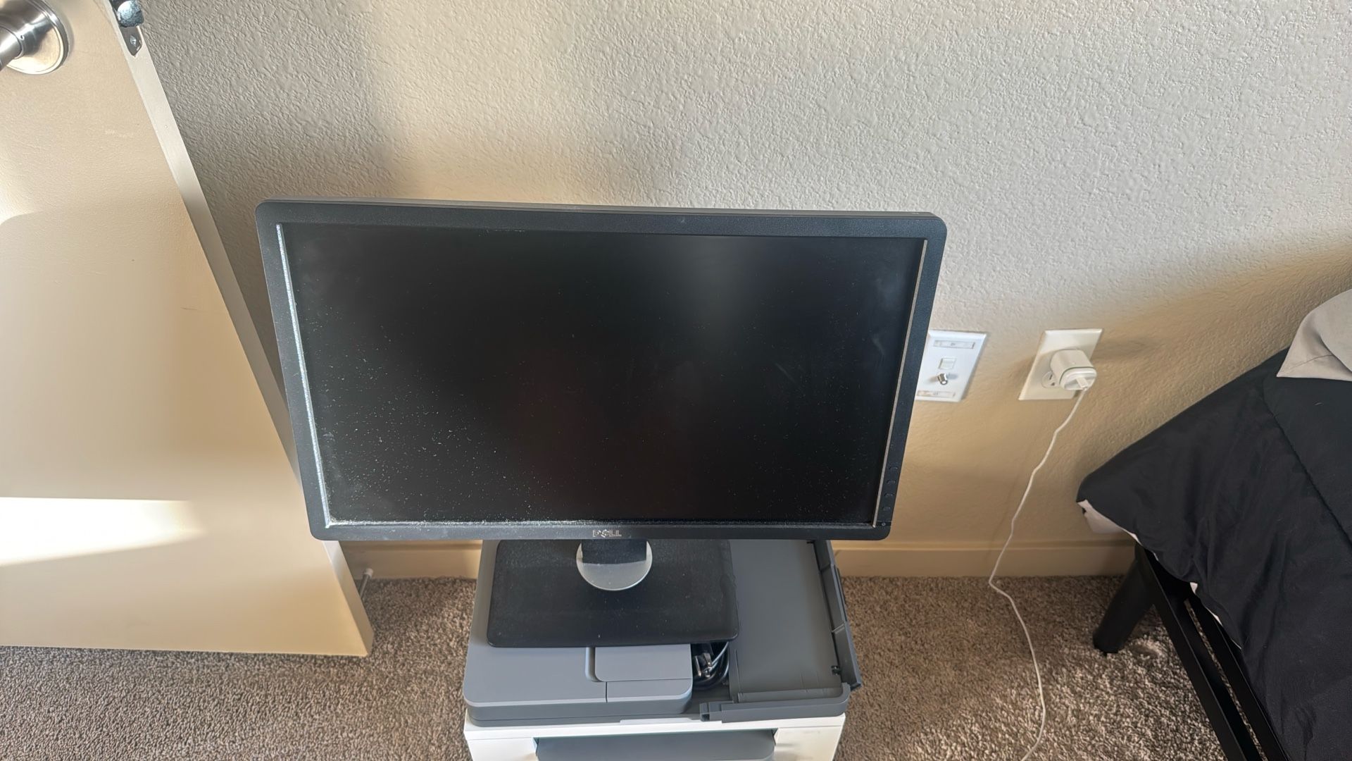 Dell 24 Inch LED Monitor