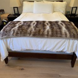 Wooden Bed frame (Queen)