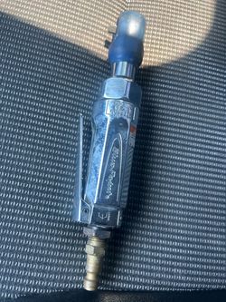 Blue point air ratchet