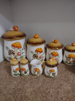 Vintage mushroom canister and dish set