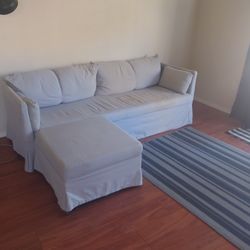 Sectional In Good Condition 