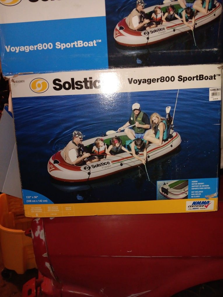 Voyager 800 Inflatable boat