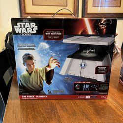 Star Wars $20 ( NEW) The Force Trainer II