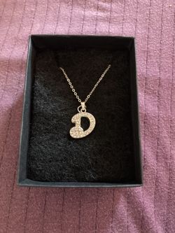 Brand new necklace