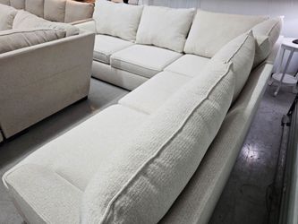 L-Shaped Beige Living Spaces Sectional Couch - D51