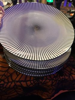 Plates/Bowls