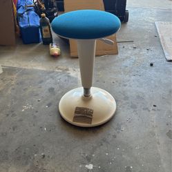 Fidget Stool - Blue 