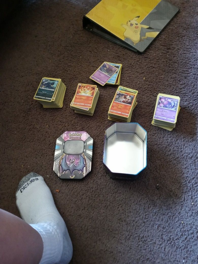 Pokemon card Collection And tin